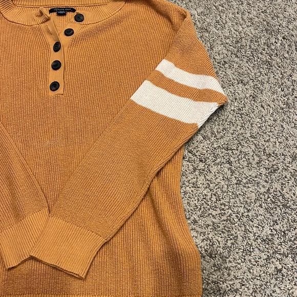 American Eagle Sweater - Picture 4 of 6